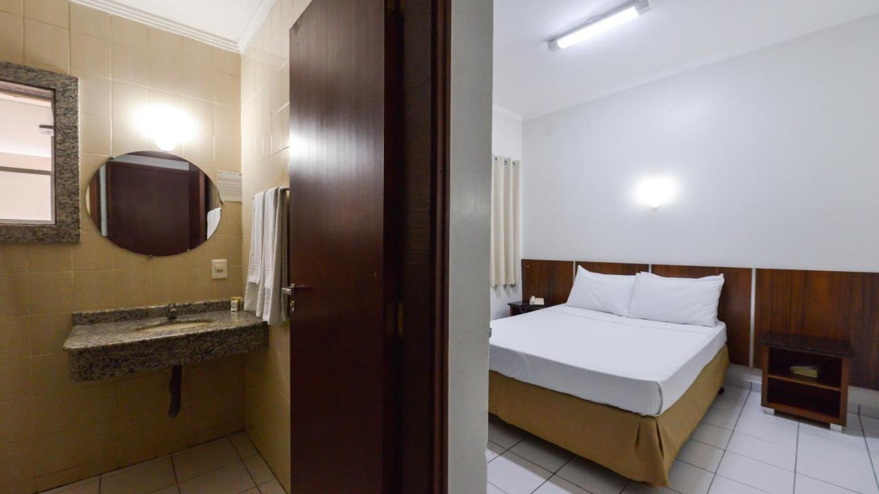 Araucaria Hotel Business - Maringa Ngoại thất bức ảnh